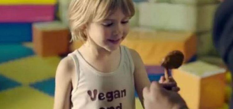 Bambino vegan (?) denutrito a Nuoro